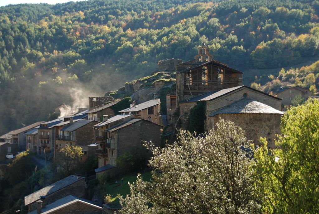 La Rectoria Apartment Vall de Castellbo Bagian luar foto